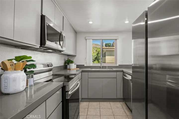 28307 Ridgefalls Court, Rancho Palos Verdes, California 90275