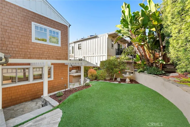 1020 La Mirada Street, Laguna Beach, California 92651