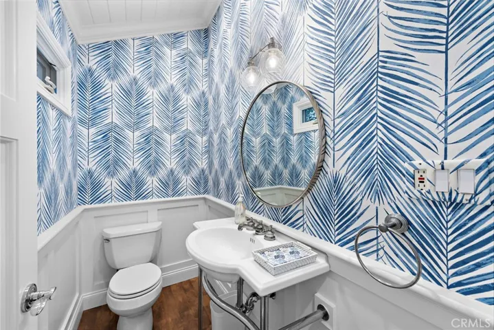 Downstairs guest bath