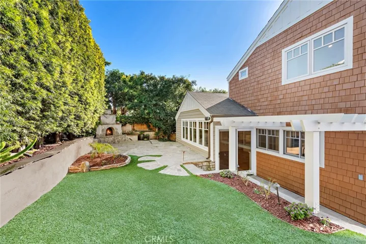 1020 La Mirada Street, Laguna Beach, California 92651