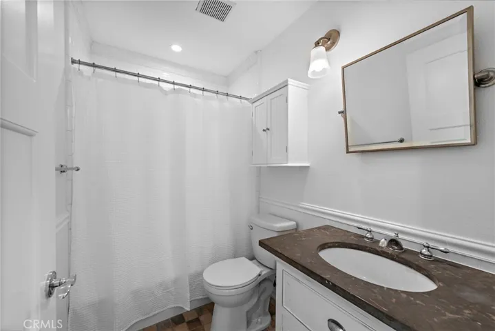 1020 La Mirada Street, Laguna Beach, California 92651