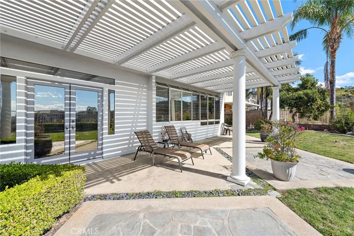 21485 Silvertree Lane, Rancho Santa Margarita, California 92679