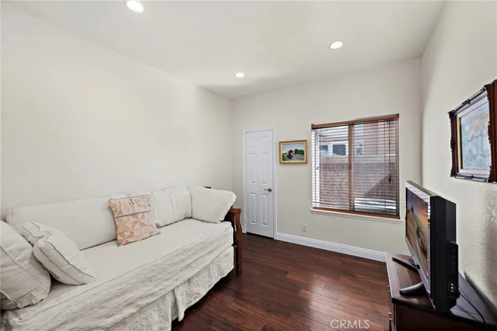 21485 Silvertree Lane, Rancho Santa Margarita, California 92679