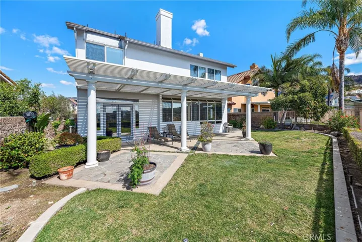 21485 Silvertree Lane, Rancho Santa Margarita, California 92679