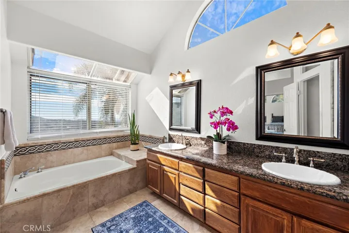 21485 Silvertree Lane, Rancho Santa Margarita, California 92679