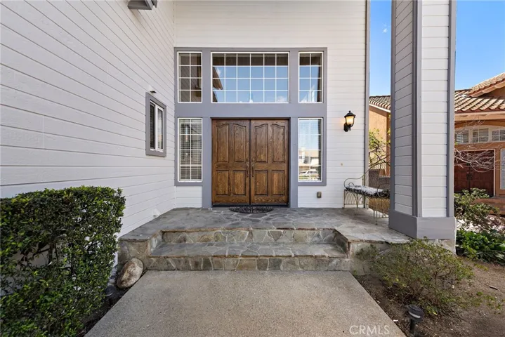 21485 Silvertree Lane, Rancho Santa Margarita, California 92679