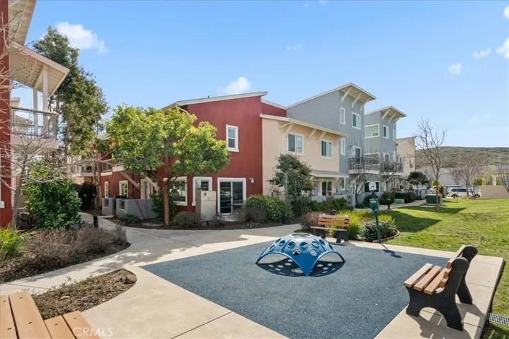 826 Lawrence Drive, San Luis Obispo, California 93401