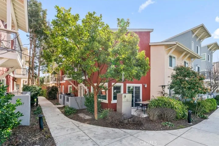 826 Lawrence Drive, San Luis Obispo, California 93401
