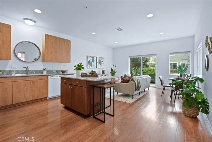 826 Lawrence Drive, San Luis Obispo, California 93401