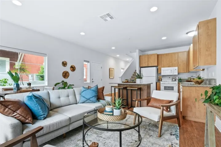 826 Lawrence Drive, San Luis Obispo, California 93401