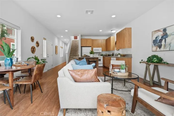 826 Lawrence Drive, San Luis Obispo, California 93401