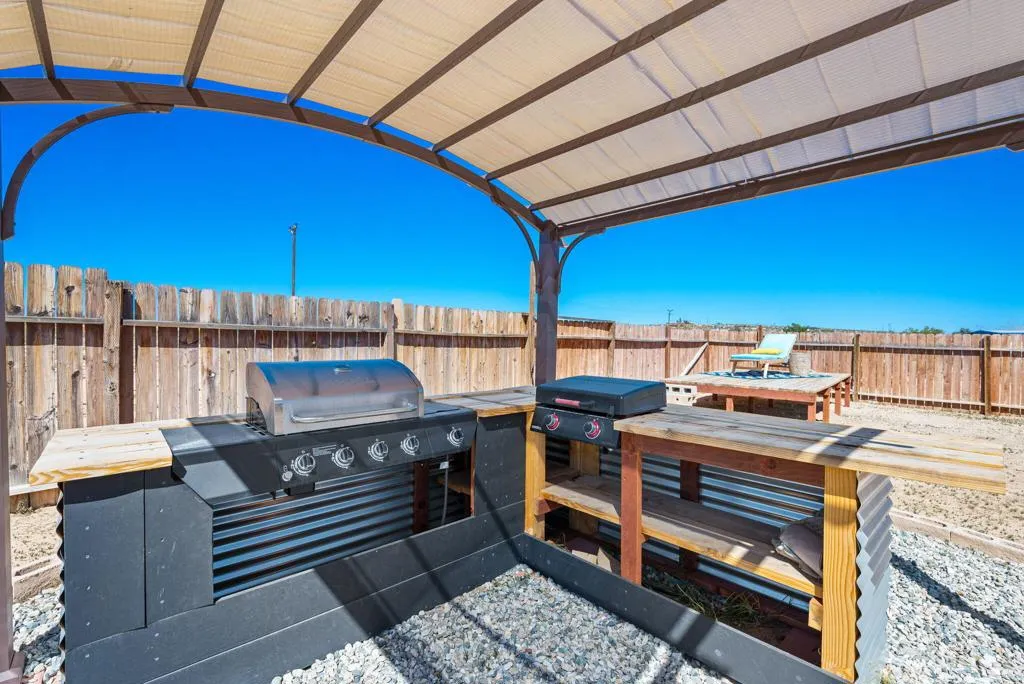 62932 Shifting Sands Trail, Joshua Tree, California 92252 home-pic-31