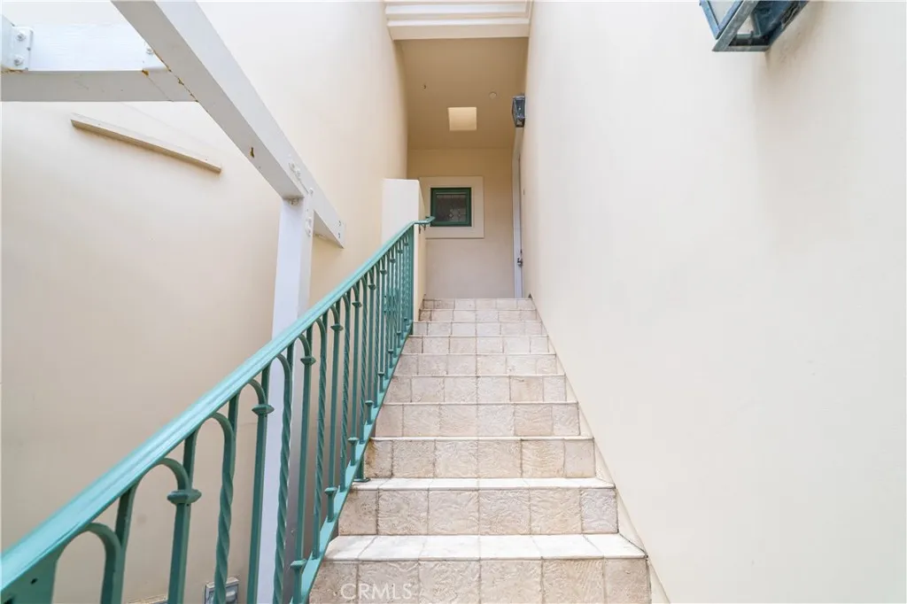 2420 The Strand, Manhattan Beach, California 90266 home-pic-58