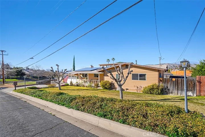 33972 Nebraska Lane, Yucaipa, California 92399