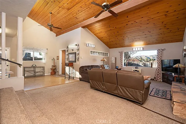 33972 Nebraska Lane, Yucaipa, California 92399