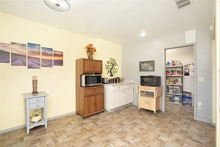 33972 Nebraska Lane, Yucaipa, California 92399