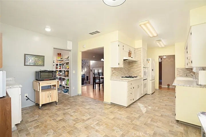 33972 Nebraska Lane, Yucaipa, California 92399