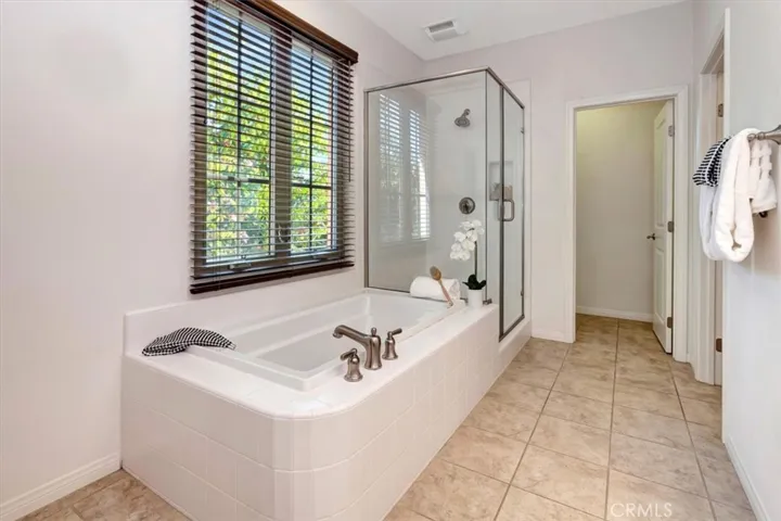 86 Lupari, Irvine, California 92618