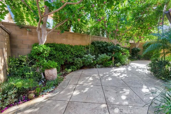 86 Lupari, Irvine, California 92618