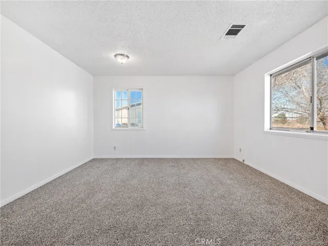 15414 Jasmine Street, Victorville, California 92395