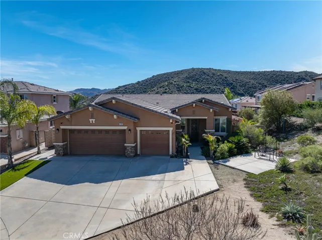 29389 Cascade Court, Lake Elsinore, California 92530