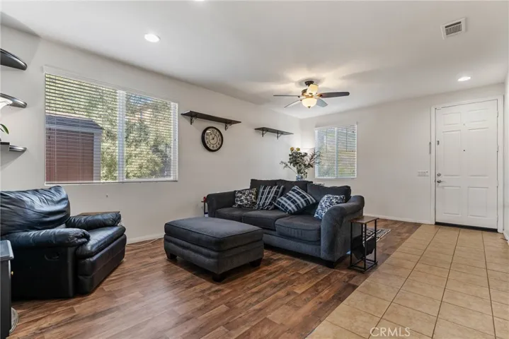29389 Cascade Court, Lake Elsinore, California 92530