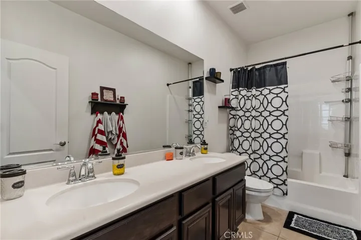 29389 Cascade Court, Lake Elsinore, California 92530