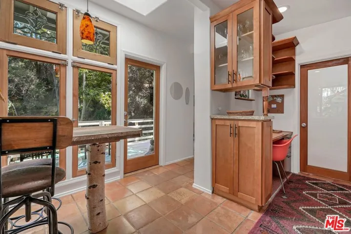 20965 Canyon Trail, Topanga, California 90290