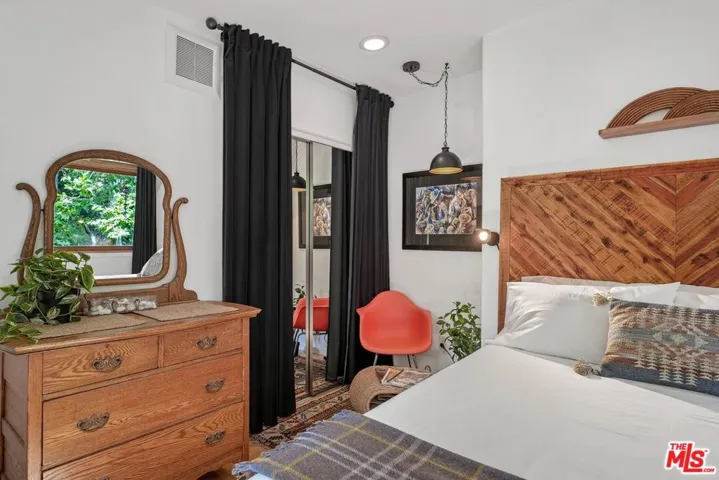 20965 Canyon Trail, Topanga, California 90290