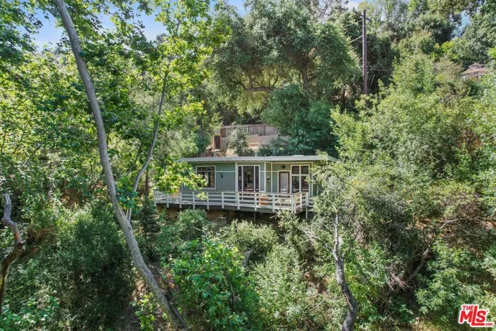 20965 Canyon Trail, Topanga, California 90290