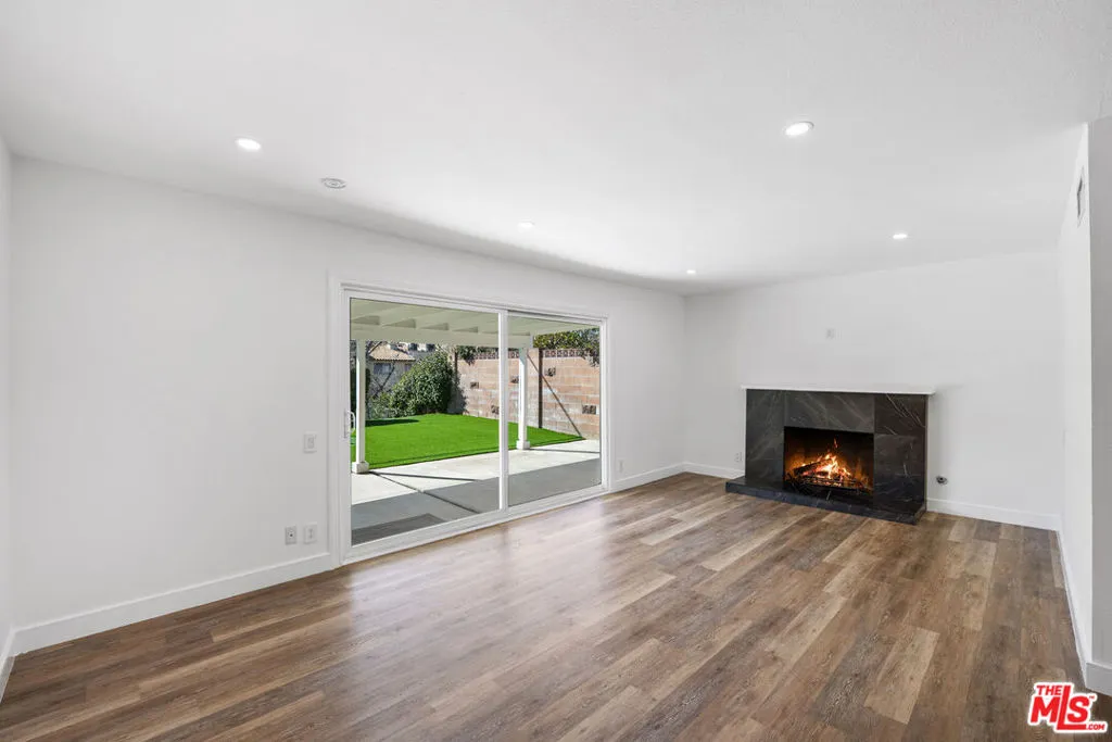 5521 Ruthwood Drive, Calabasas, California 91302 home-pic-16