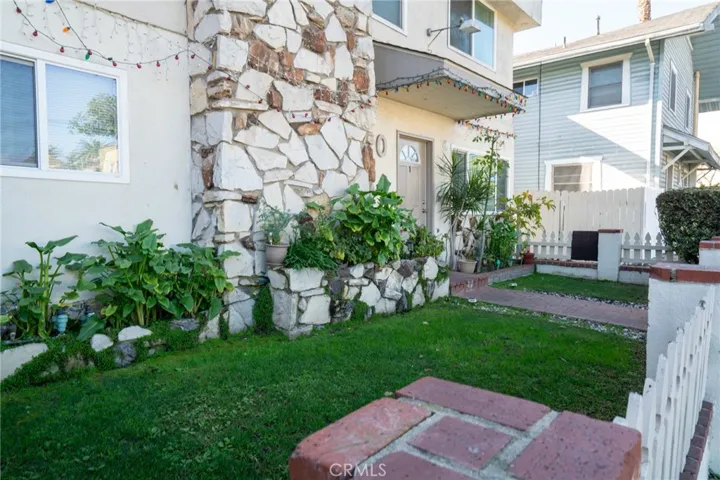 710 E 6th Street, Long Beach, California 90802