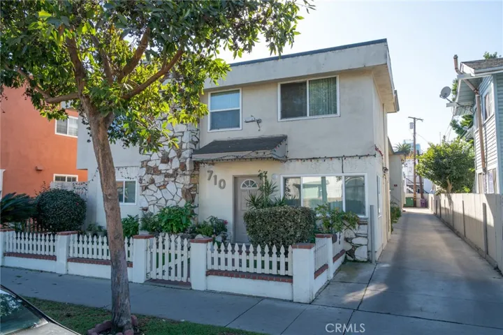 710 E 6th Street, Long Beach, California 90802