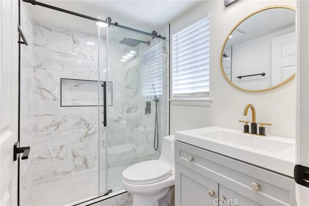 Bathroom Glass shower doors with rainfall showerhead