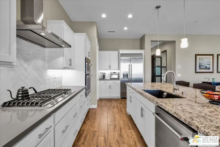 20 Prosecco, Rancho Mirage, California 92270