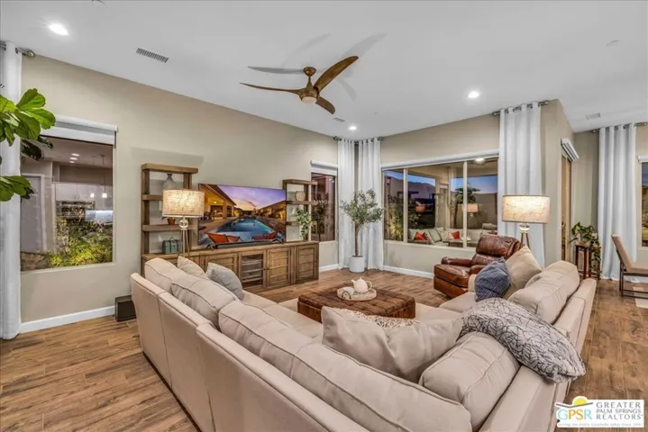 20 Prosecco, Rancho Mirage, California 92270