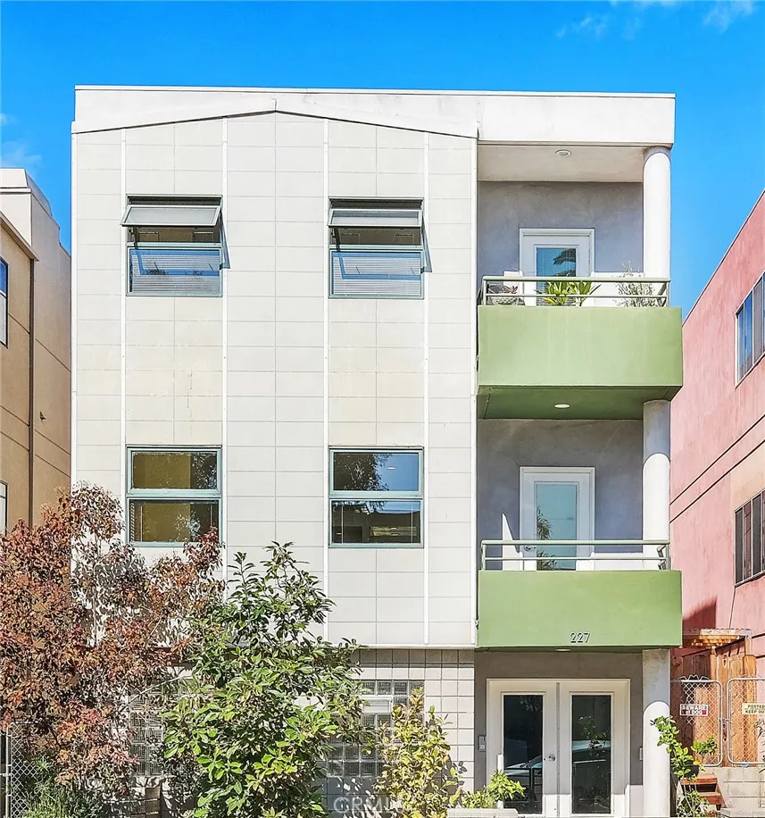 227 Market Street, Venice, California 90291 home-pic-0