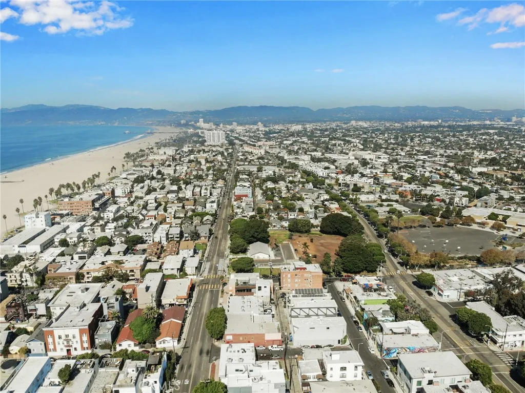 227 Market Street, Venice, California 90291 home-pic-30