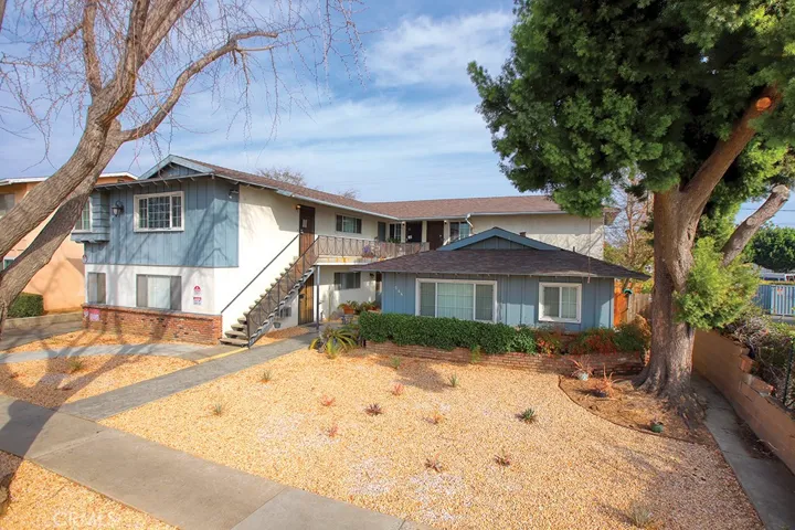 544 S 1st Avenue 3, Covina, California 91723