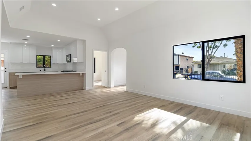 111 E 67th Way, Long Beach, California 90805