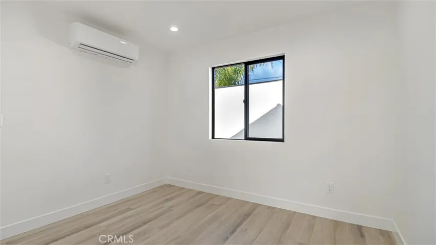 111 E 67th Way, Long Beach, California 90805