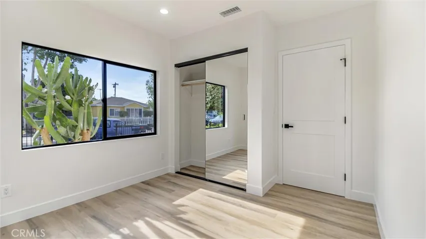 111 E 67th Way, Long Beach, California 90805