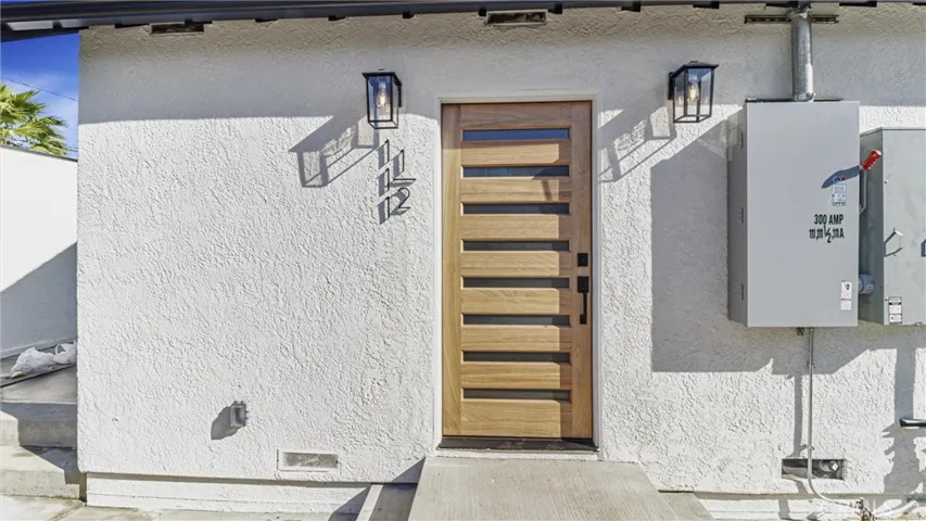 111 E 67th Way, Long Beach, California 90805