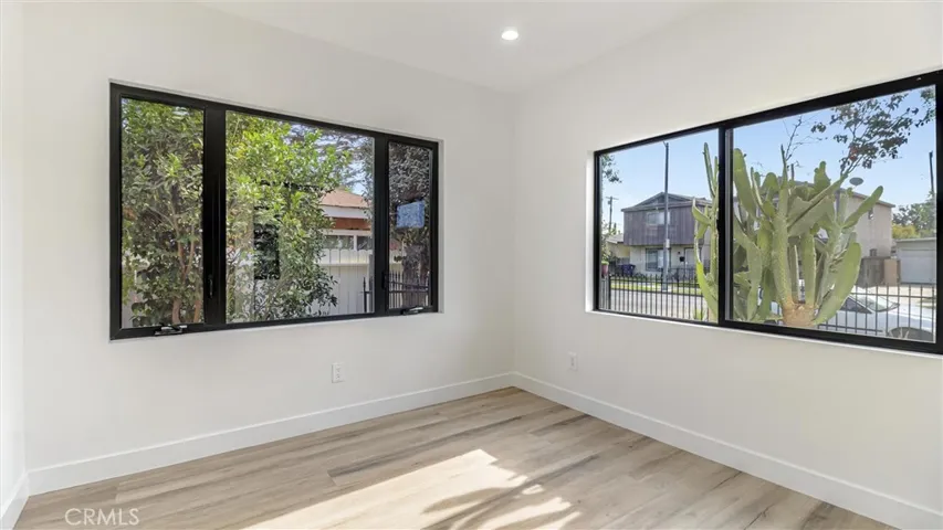 111 E 67th Way, Long Beach, California 90805