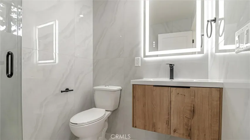 111 E 67th Way, Long Beach, California 90805