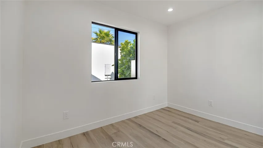111 E 67th Way, Long Beach, California 90805