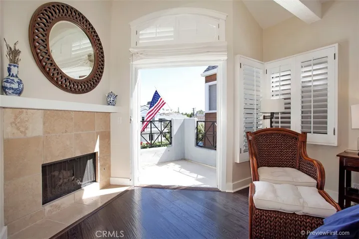 441 Carnation Avenue, Corona Del Mar, California 92625