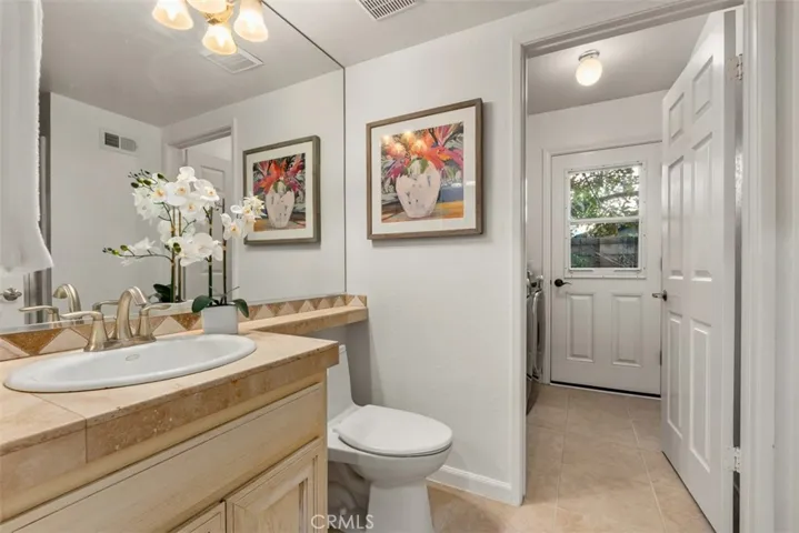 Downstairs Full Bathroom