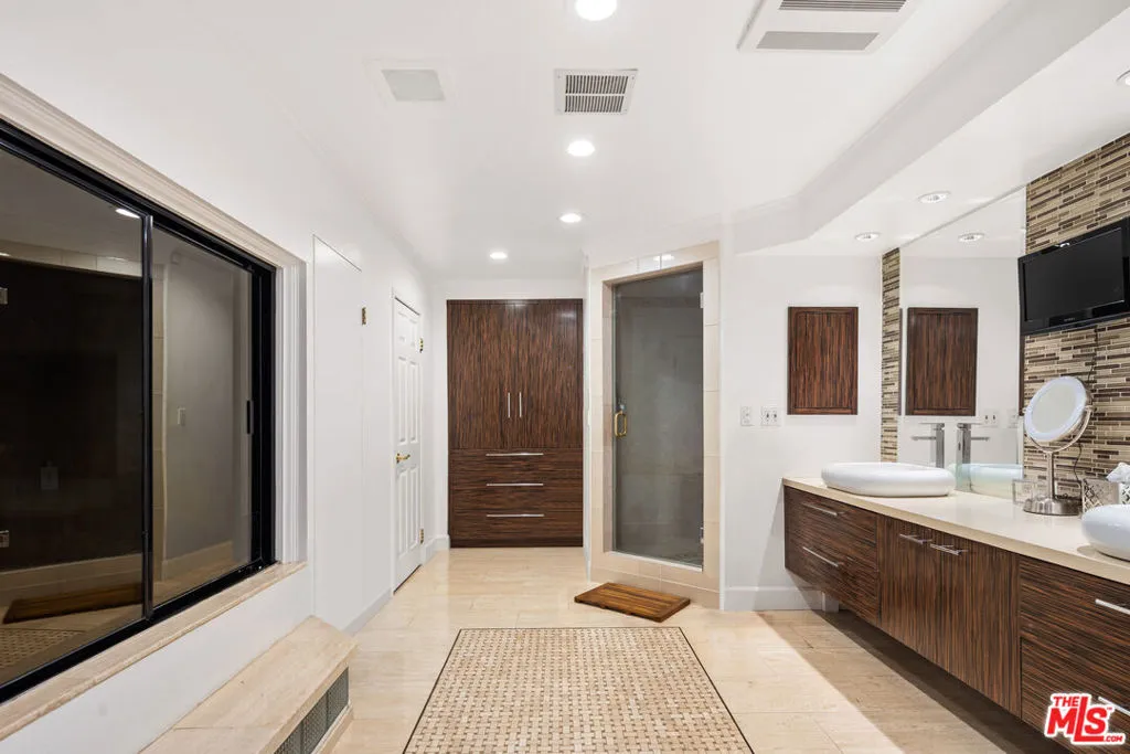 3511 Berry Drive, Studio City, California 91604 home-pic-21