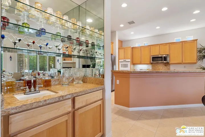 36221 Da Vinci Drive, Cathedral City, California 92234